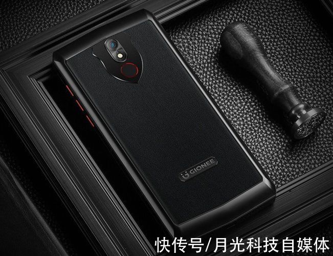 4g版|超跑机身设计，10000毫安+3D人脸识别+8GB，只要1099元