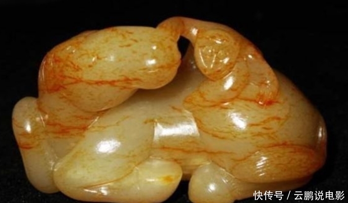 文物贩子手段有多残忍?把玉塞入活羊体中,3年后杀羊取玉卖天价