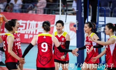 重建|中国女排面临重建,37岁青铜一代名将指明方向,强攻依旧要加强