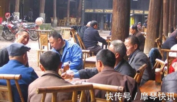 罗城镇|中国“最落后”的小镇，过着明清生活，白天不工作