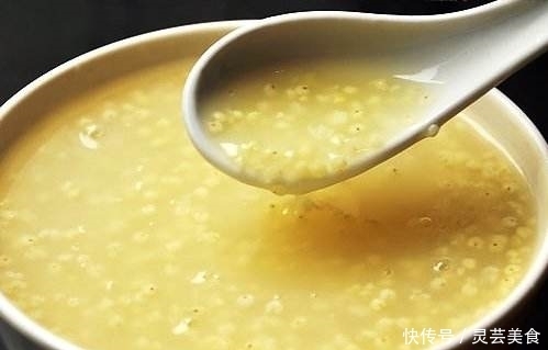 小米粥很多人熬错了,关键就在第一步,错了难喝还没营养