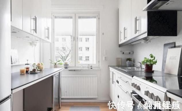 阳台|参观53平米小户型,除了阳台都是储物柜,玄关柜设计很实用