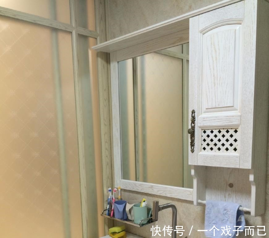 室内门|邻居自己装修的三房！看完后，老婆我们家还是请装修公司吧！