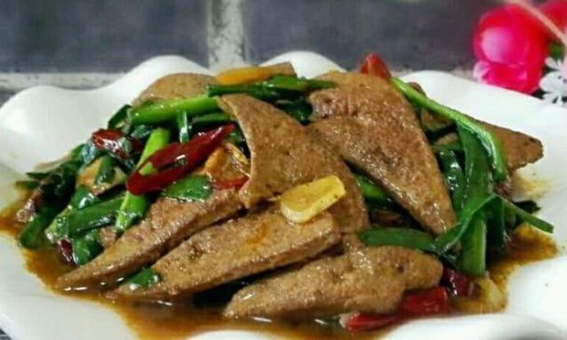 干锅花菜|美食推荐爆炒羊肚、干锅花菜、干煸四季豆、菠菜炒猪肝的做法