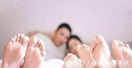 二宝|二胎出生后老大应跟谁睡宝妈的决定遭全家人质疑,3年后被夸赞