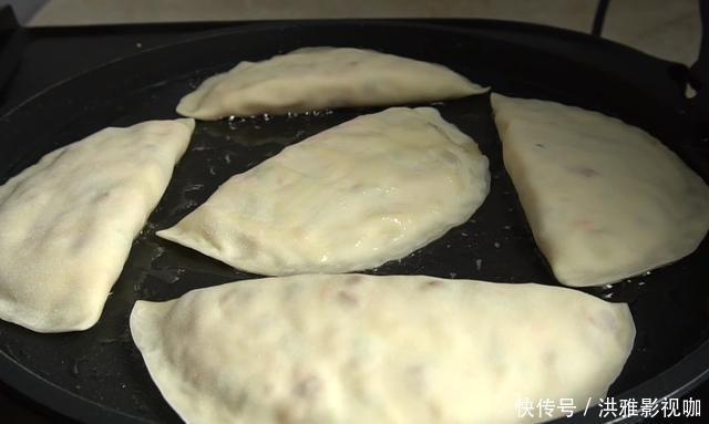 烙饼|土豆还能做烙饼外脆内鲜,上桌孩子吃了5张,比肉包子还要好吃
