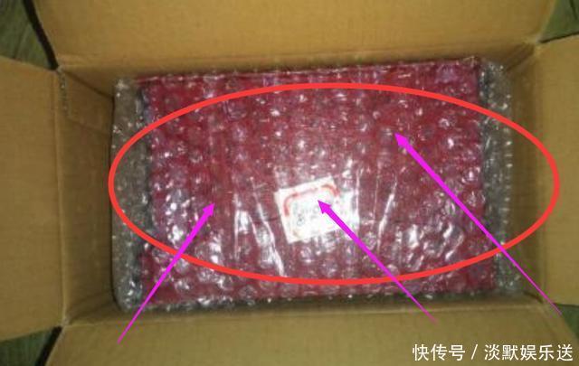 气泡膜|快递盒中的''气泡膜''别扔了,放在卫生间里,实用还省钱,聪明
