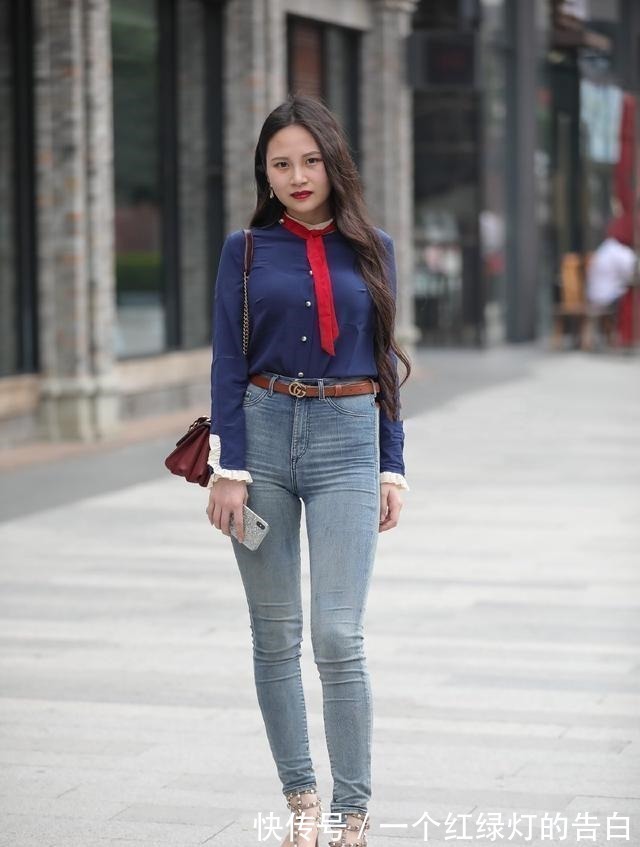 搭配 瑜伽裤的打扮优雅又有少女感,让你从上到下都美,好看又时尚!