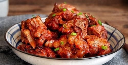 有肉有菜有汤汁的经典家常菜，简单易做，鲜香美味超级下饭！