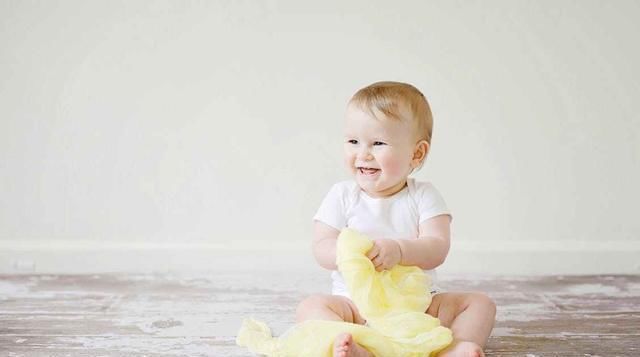 睡眠|宝宝一般会经历四个“睡眠倒退期”,教你三招,轻松助娃度过