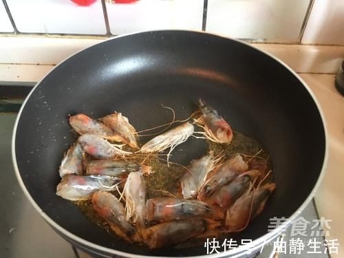 碱性食物|老中医不会告诉你,女人要常吃这碱性食物,皮肤白嫩,头发也乌黑