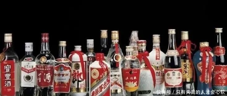 高粱,不仅仅能酿酒,还能做成高粱米高粱醋和高粱饴等