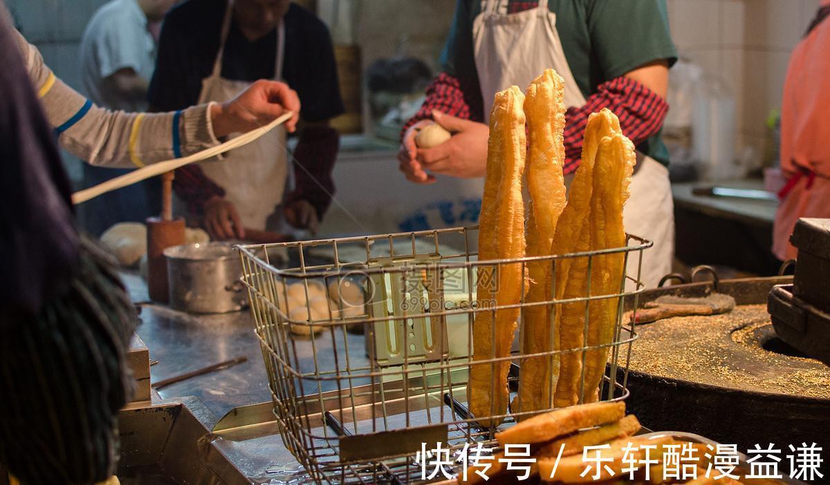 懒人早餐披萨，操作简单，营养丰富，上班族再也不用为早餐发愁了