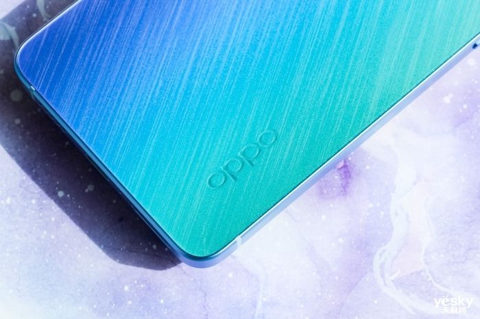 OPPO|手机圈颜值担当，OPPO Reno7系列在外观上做了多少创新？