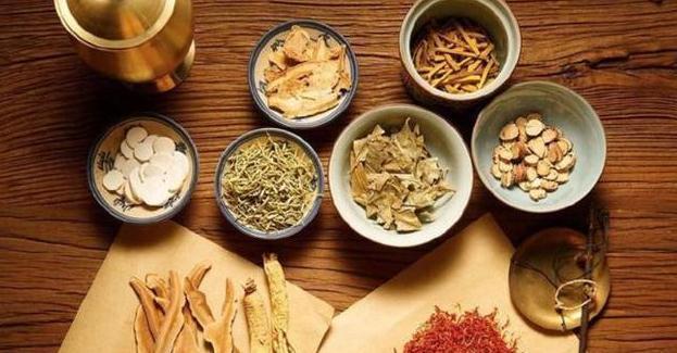 西医@国医大师邓铁涛:西医不懂中医,不是中医落后,而是太超前