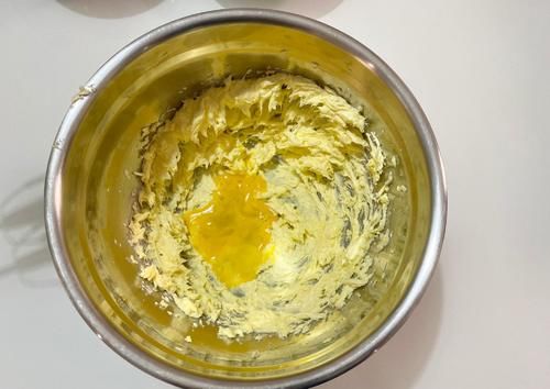  入回温|新手也能轻松做的巧克力小蛋糕，口感丰富、松软醇厚，快收藏！