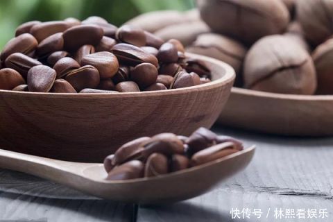 这种小小的“长寿果”,肝血不足,腰痛头晕要