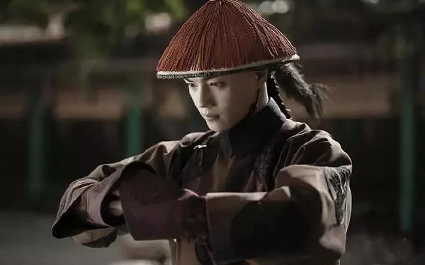  长揖|拱手、作揖、长揖、打躬属于举止类礼节，它们有何不同？