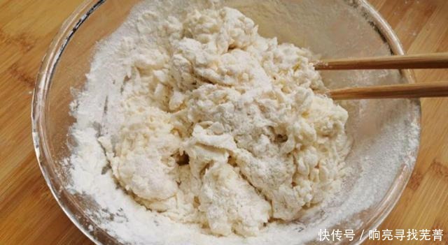 搞定|学会这个酱香饼,早餐再也不会发愁了,做法简单,轻松搞定