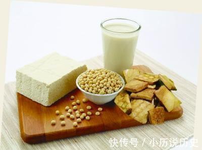 猪脚|“胶原蛋白”流失老得快?4种零食换着吃,颜值一路上升