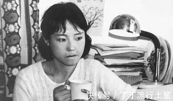 首长&严歌苓的母亲18岁拒绝首长追求,嫁给剧团小伙萧马,晚年却落魄