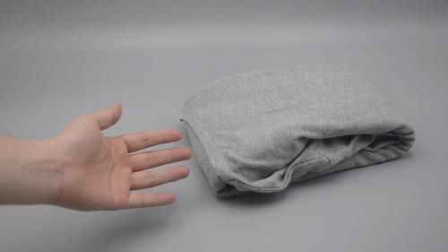 秋衣秋裤的收纳新方法，整洁还不占空间，朋友见了纷纷学起来