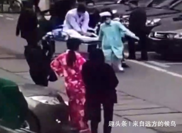 肚子|16岁女孩肚大如球,家人将其带到医院,医生却不救了