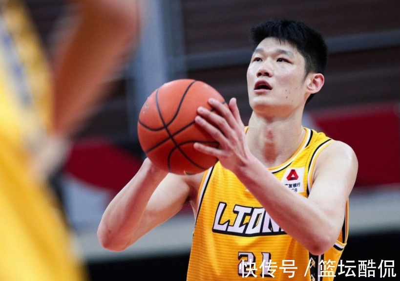 郭艾伦|具备NBA实力!建议追随周琦!CBA半程赛,又出现3大实力新星