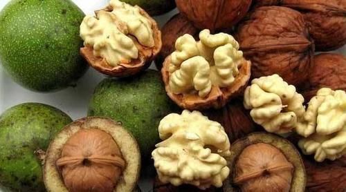 长寿|中年人想长寿,吃几种食物,滋补肝肾,排毒消脂,脸色红润