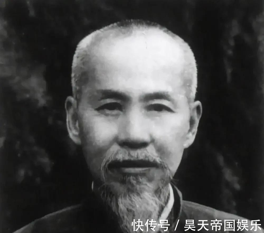 徐复观@熊十力的书法,无需炫技又高到极致,有人评为丑书中的战斗鸡