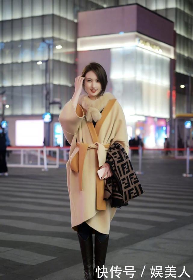 告别显老的黑色,春天穿“咖啡色”服装,高级温柔显气质,真美