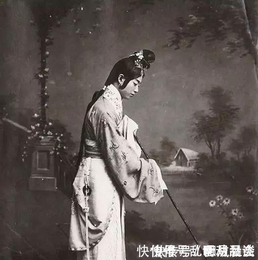 老照片|老照片:图1扮演林黛玉的梅兰芳,图6恋爱时期的林徽因和梁思成