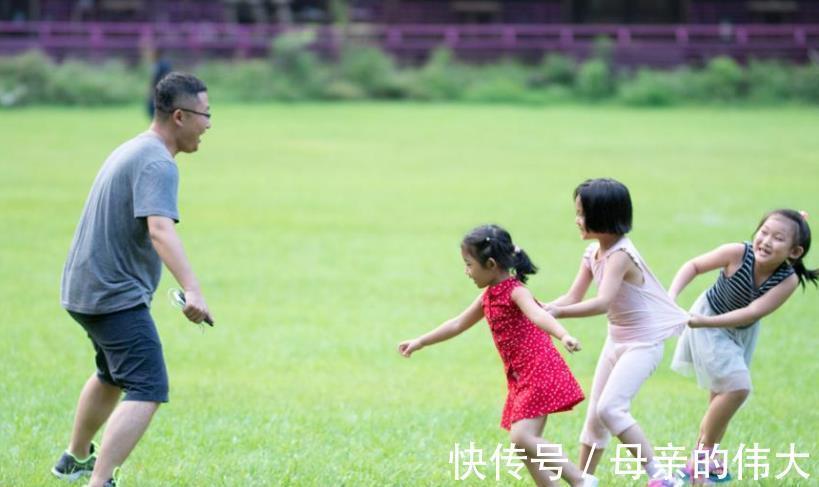 家长|孩子总有爱问问题,除了对事物好奇,更多的是想得到父母的关注