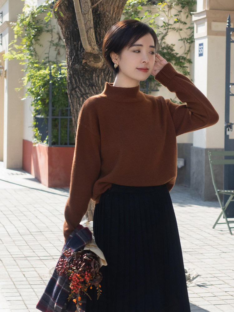 高领|纯色毛衣也能穿出花样来,慵懒休闲更优雅,学到就是赚到