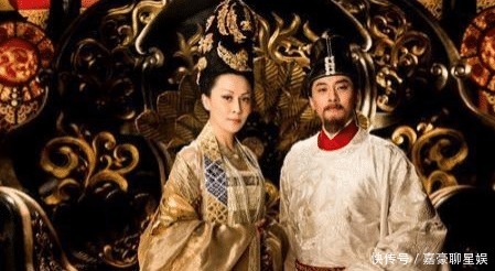 只好|皇帝替太子选妃,无奈被人抢走,只好指定另一个,后被追封为皇后