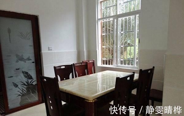 自建房|晒晒农村自建房,里里外外花了不到50万,一点不比城里的别墅差