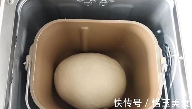 面包机|日式香芋饼，蒸完揉成泥，裹上面粉压成型，还用得着去买？