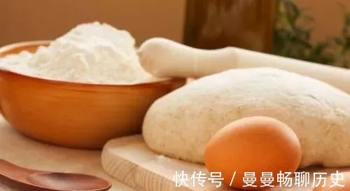 调饺子馅,一定要放入这3样东西,鲜香多汁没腥味!