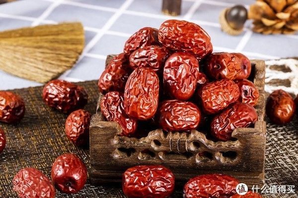 健康饮食 篇八十:女人年过40岁,有钱没钱,秋冬多吃“养元6宝”,面如桃花显年轻