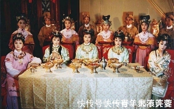 查检!尤氏心内原有病,指的是何事?脂砚斋为啥怒评邢夫人不配活在世上