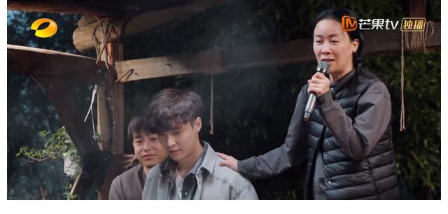 真实|张子枫的真实:融不进去就玩自己的,管你是那英还是梁静