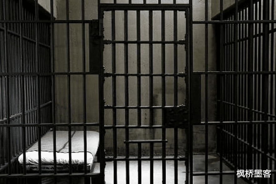 监狱&法国铁面人犯一生都没摘下面具,死后消除痕迹,身份无人知晓