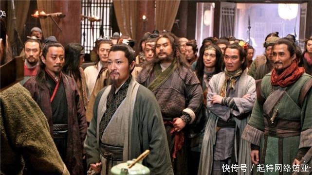 当中|此人和宋江齐名,麾下暗藏4大猛将,实力不亚于林冲武松!