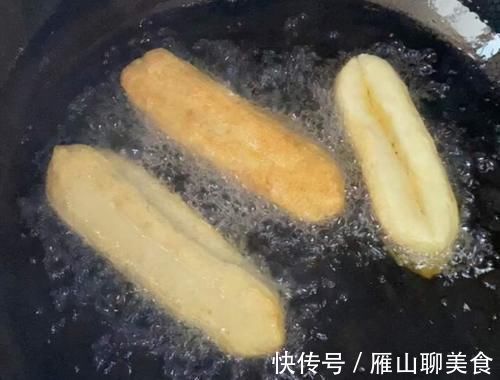 炸油条还是传统方法好，记住3点窍门，外酥里暄鼓大泡，放凉也不硬