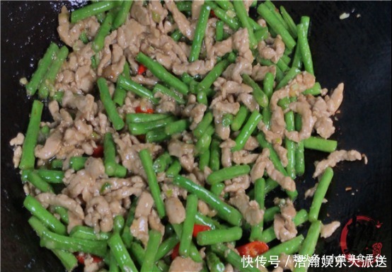 关键|无论炒什么肉,都别马上下锅了,掌握关键一步,肉丝嫩滑也不腥!