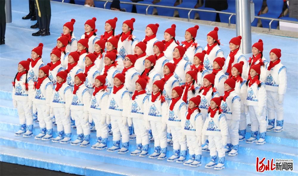 耀眼的中国红！北京冬奥会闭幕式上这些瞬间动人心|组图 | 中国代表团