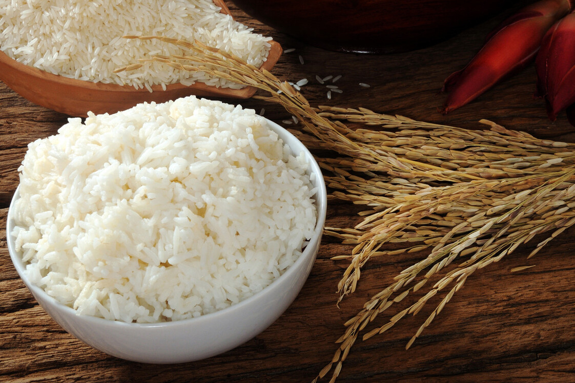 煮米饭，不要只会用清水，再加这2样，米饭粒粒分明，香喷喷的