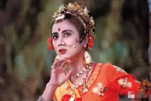 悟空！《西游记》原著，玉兔精为何先脱掉衣服，精着身子和悟空打架