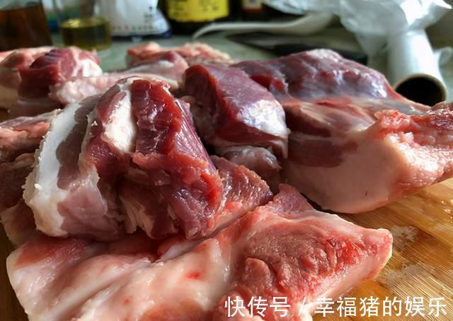 微波炉|解冻肉最忌直接用水泡,教你这2招,10分钟快速解冻,新鲜如初!