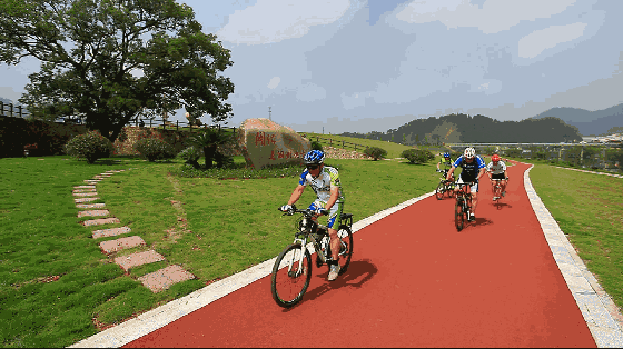 骑行|韩国美女爱骑行,大腿粗壮,身材傲人,爱运动的女孩魅力十足